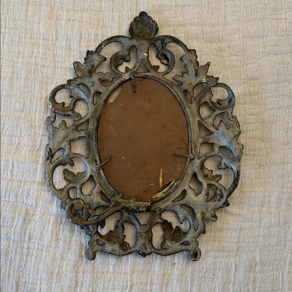 Ornate Antique Style Brass Picture Frame, no glass